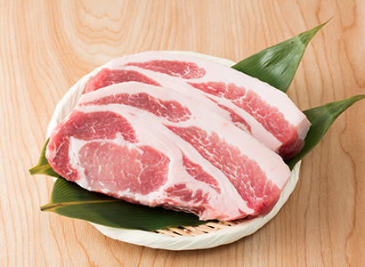 やわらかく、なめらかな食味で旨み・香りの良い肉質