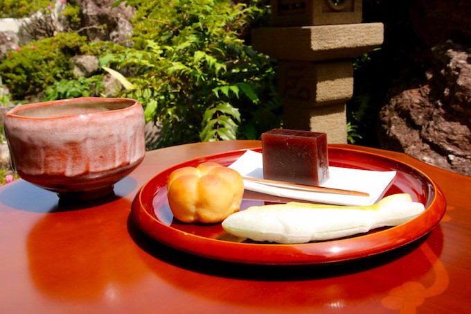 伝統的な和菓子でおもてなしができるお接待セット!