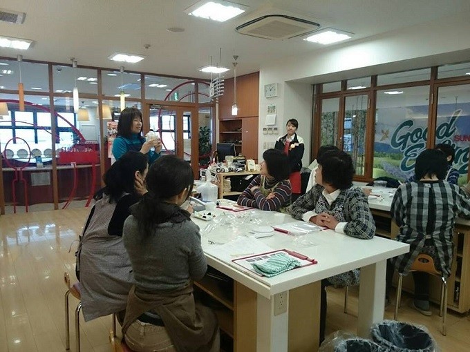 体験教室では、いつも見皆さんの笑顔に出会えます。