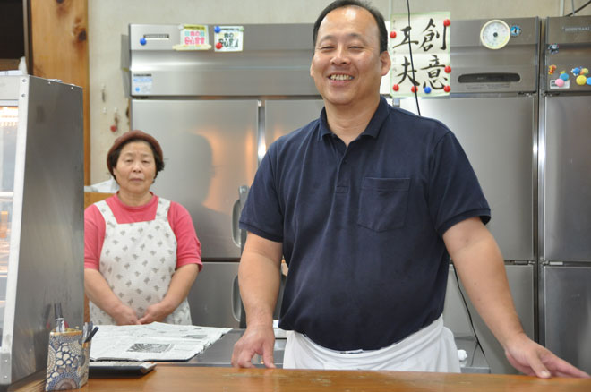 親しみやすい店主が丁寧に下処理をした手羽をお届けします!