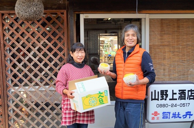 低農薬栽培にこだわる山野上ご夫妻
