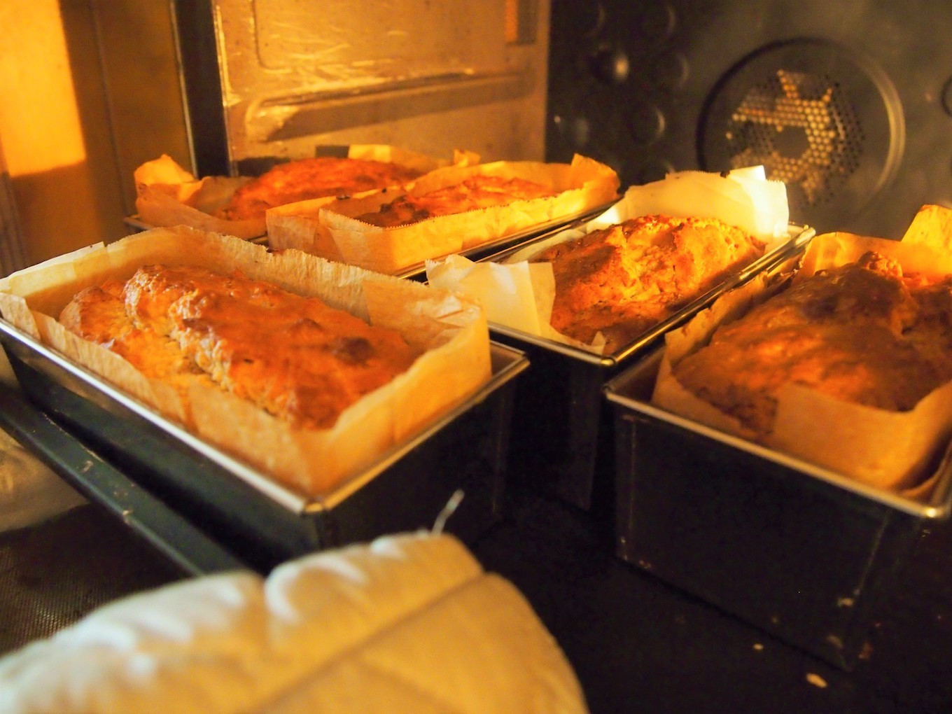 焼き上がってオーブンをあけるのは毎回楽しみ