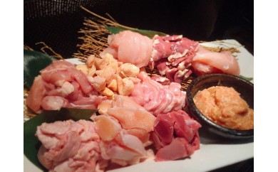 C048 これでこそ鳥屋!鶏の10種盛り合わせ
