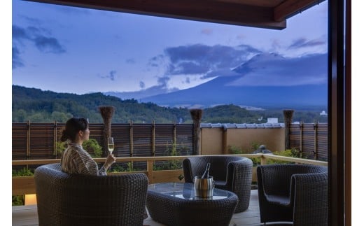 富士山の見える温泉旅館 ホテル鐘山苑 天空のおもてなし貴賓室宿泊券 1泊２食 山梨県富士吉田市 ふるさと納税 ふるさとチョイス