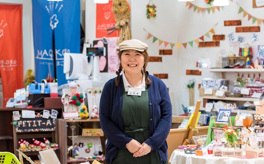 アットホームな雰囲気と笑顔の店員さんが印象的な、北上市の障がい者施設製品の共同販売店鋪です。