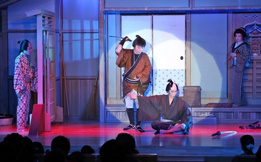 大衆演劇　立ち着流し 大衆演劇×伝統芸能×シェイクスピア／講談――「dubR」最新作で、劇龍が夏
