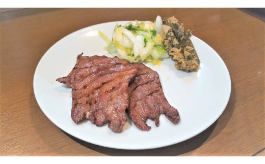 伝統の味を引き継ぐ牛たん 3~4人前用 南蛮味噌付き