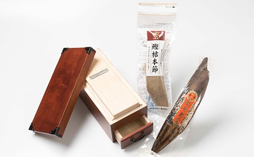初回配送は削り器も一緒にお届けします