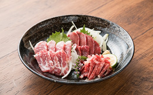国産 3種の 馬刺し (上赤身100g 霜降り100g ユッケ100g)