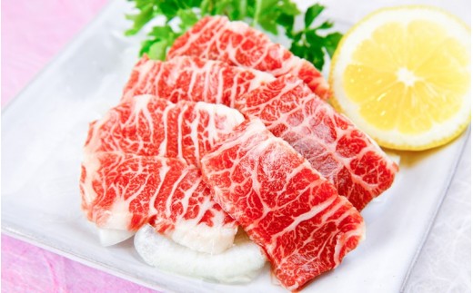 <贅沢三種盛り>最高級部位とも言われる三枚バラを贅沢に使った~特選大トロ馬刺し~