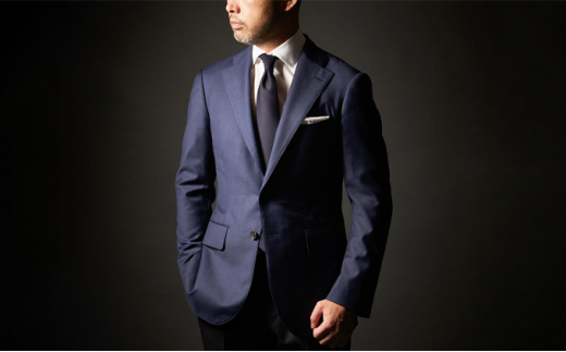 これさえあれば安心の幅広い場面に使えるネイビースーツ お仕立券