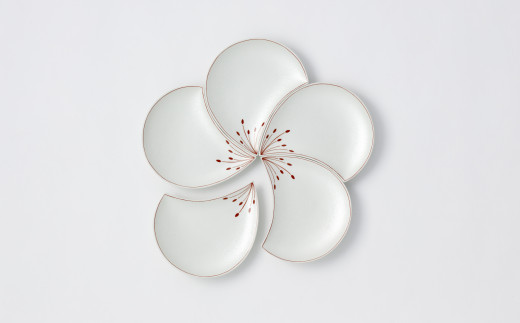 有田焼 徳幸窯 花弁型向付 新品・未使用品 5枚セット 徳幸窯 小付 | B・B・B POTTERS ONLINE STORE（スリービーポッターズ