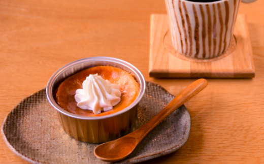 【北海道紋別市】10-346 cafe ほの香のベイクドチーズケーキ 5カップセット