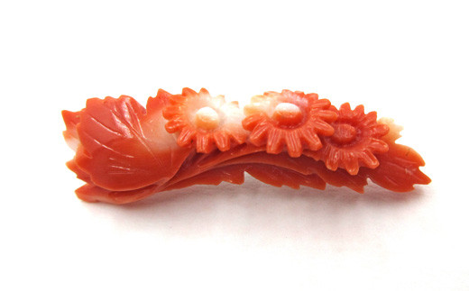 国産桃珊瑚ブローチ1【彫り・花】 - 高知県宿毛市｜ふるさとチョイス
