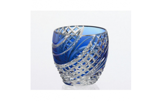 カガミクリスタルの江戸切子 冷酒杯〈魚子流し紋〉青 T535-2044
