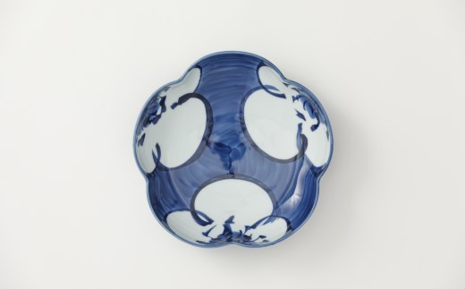 有田焼　源右衛門　染め付け　茄子文 輪花八角形陶器浅鉢　二個組 有田焼 源右衛門 染め付け 茄子文 輪花八角形陶器浅鉢 二個組 染