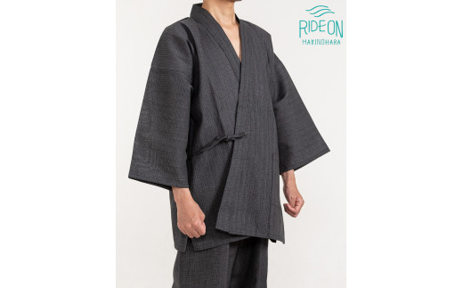 ふるさと納税 服 静岡県 牧之原市 061-8　 薄茶（格子）・Мサイズ 染め・織り・縫製　すべて地元遠州製　本麻作務衣 薄茶（格子）・Мサイズ 061-8 【青・Mサイズ】染め・織り・縫製 すべて地元遠州製 本麻