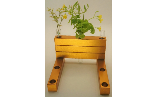 ふるさと納税 アルミ一輪挿し（カド）中　レッド　4色展開　 大阪府河内長野市 ふるさと納税（花瓶｜インテリア小物・置物）：インテリア