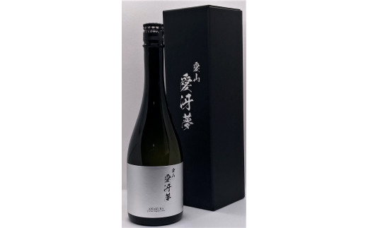 愛冴夢」 純米大吟醸酒 720ml ”35％精米” 幻の酒米 「愛山」 贅沢に使用 2C04027 新潟県阿賀野市｜ふるさとチョイス  ふるさと納税サイト