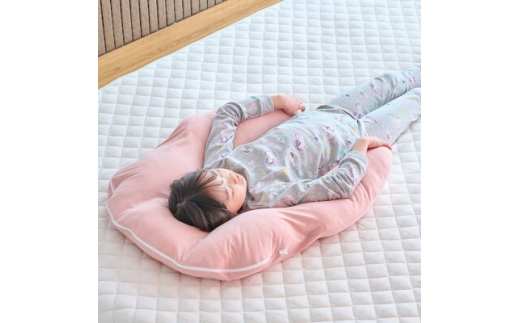 ふるさと納税 太田市 子ども用抱かれ枕　アーチピローKIDS(モスピンク) 子ども用抱かれ枕 アーチピローKIDS(モスピンク)1425238 - 群馬県