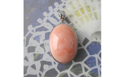 【高知県宿毛市】珊瑚職人館の珊瑚のペンダント170
