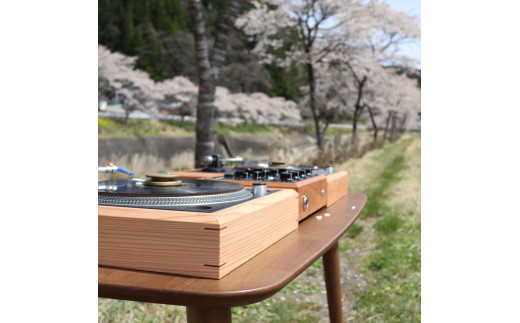 スリム脚の天然木オーダーテーブル | ボー・デコール オンラインショップ