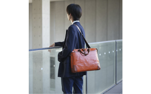 【兵庫県豊岡市】豊岡鞄 craftsmanshipクロコ型ブリーフ(197712)サンセット