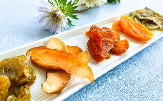 【長崎県佐世保市】C282 国産無添加3種の半生ドライフルーツ