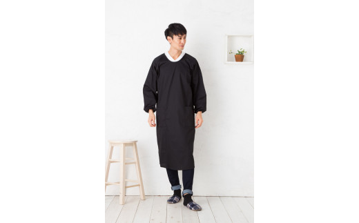 ふるさと納税 服 女 香川県 さぬき市  ブラック ロング丈シンプルラグランメンズ割烹着 ブラック ブラック】ロング丈シンプルラグランメンズ割烹着 - 香川県
