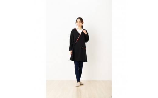 ふるさと納税 さぬき市 和柄カシュクール風かっぽう着(八重桜グレー) 和柄カシュクール風かっぽう着(八重桜グレー) | 香川県さぬき市