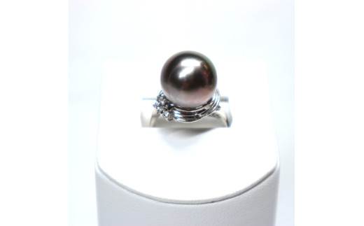 黒蝶真珠　ダイヤモンド　プラチナリング 1779 黒蝶真珠12.0㎜×ダイヤモンド0.07ctのプラチナリング 真珠 黒蝶