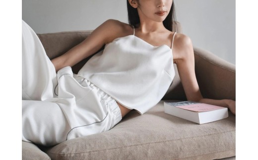ふるさと納税 服 女 京都府 京丹後市 シルクサテンキャミトップス（白）　TH00008 シルクサテンキャミトップス（白） TH00008 - 京都府京丹後市