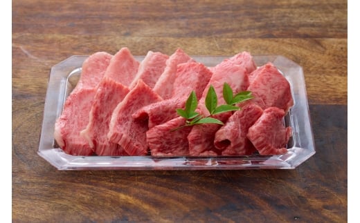 【鳥取県八頭町】鳥取和牛 霜降りと赤身の焼肉盛り 800g