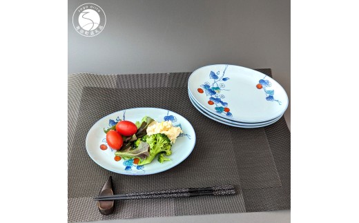 【美品】有田焼 華山窯 白磁 銘々皿 中皿 7枚セット 彫り文様 16cm 有田焼 其泉 草花果実文 銘々皿 16cm 4枚セット【 賞美堂本店】器