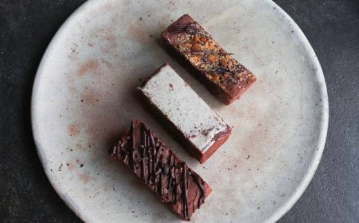 yꌧszuEj[ 3Zbg t[o[ (pCibv~g}[S[h E JL E V[N[T[) s / Lives Chocolate [BCEI007]