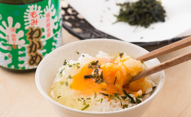 もみわかめの卵かけごはん