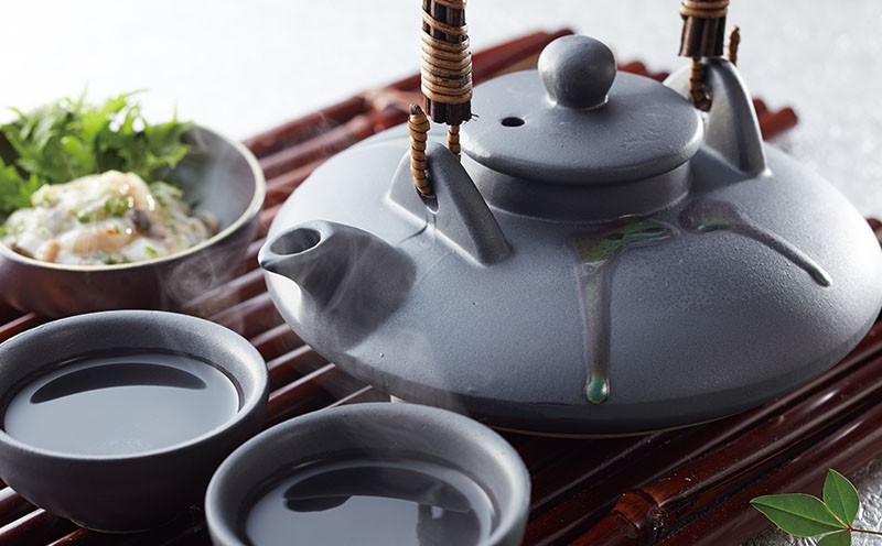 B2-2239/伝統酒器「黒ぢょか」&芋焼酎3種セット