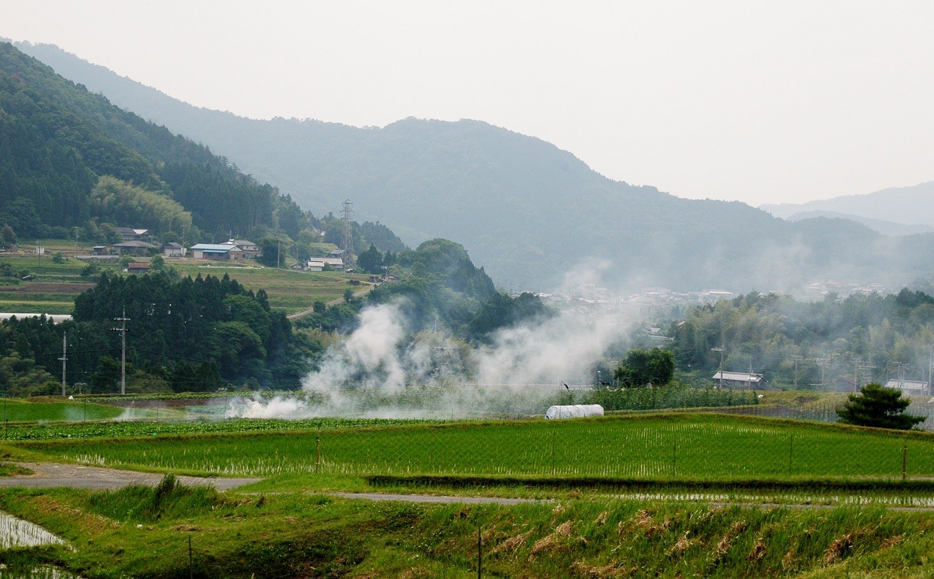 丹波ブランドといわれる黒豆・小豆のおいしさを作る京丹波町の気候風土。