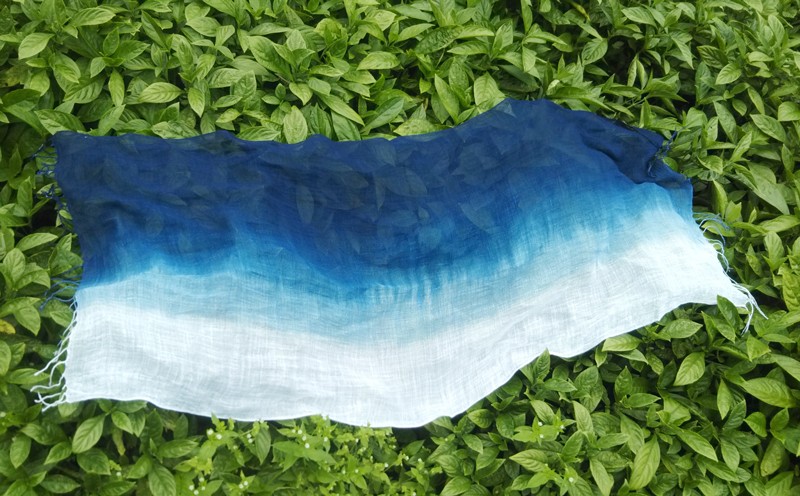 ちょく 琉球藍染め ストール ～海のグラデーション～
