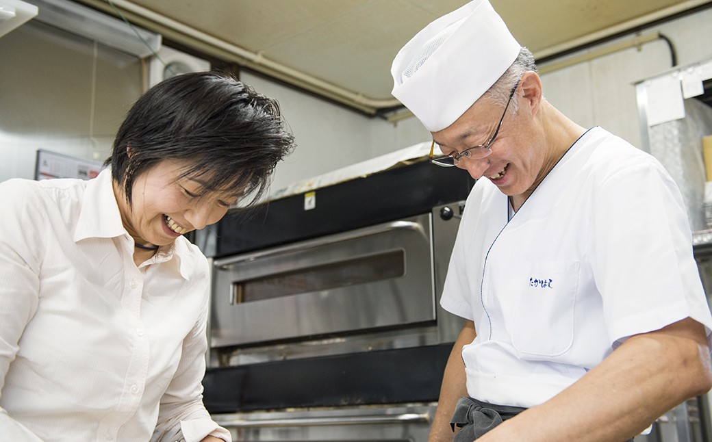 テンポよい会話を織りなす 忍さんと久美子さんご夫婦