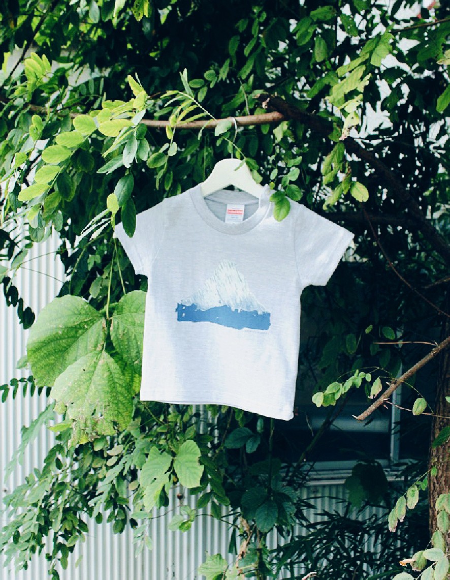 T-shirt Kids：Gray《MADE IN FUJIYOSHIDA》 山梨県富士吉田市｜ふるさとチョイス ふるさと納税 サイト