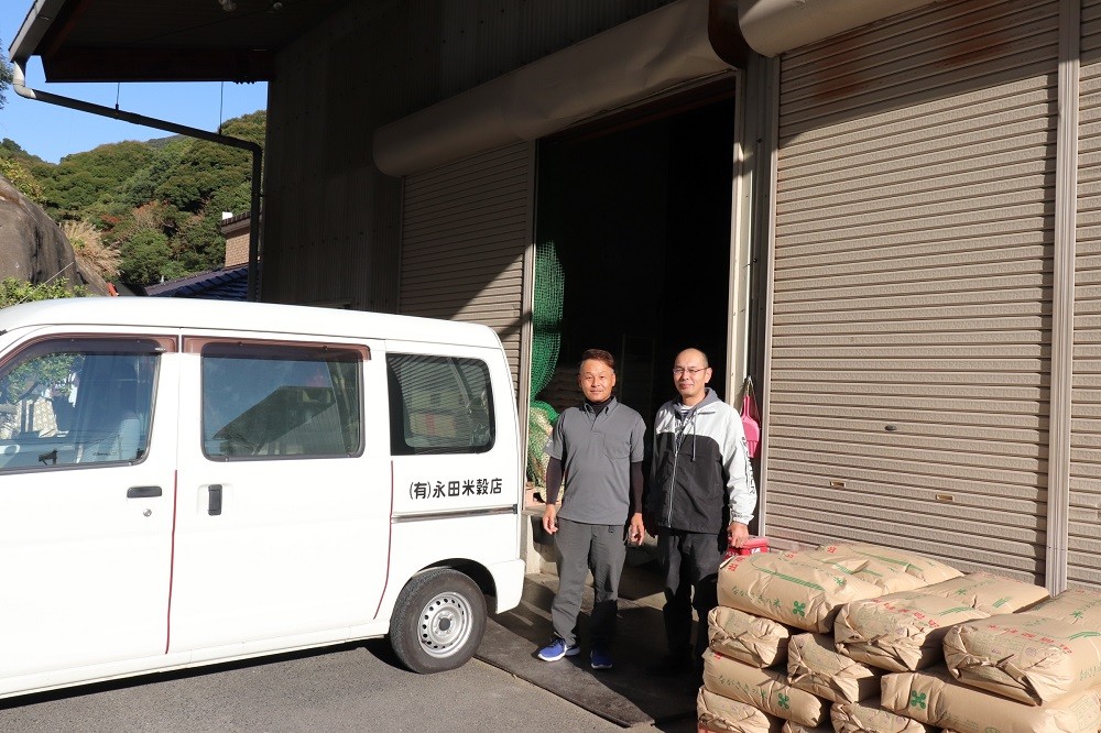 精米したばかりの長崎県産米を精米工場から直送でお届けします。