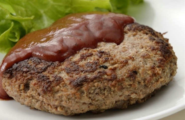サイズも満足の常陸牛×まごころ豚のハンバーグ