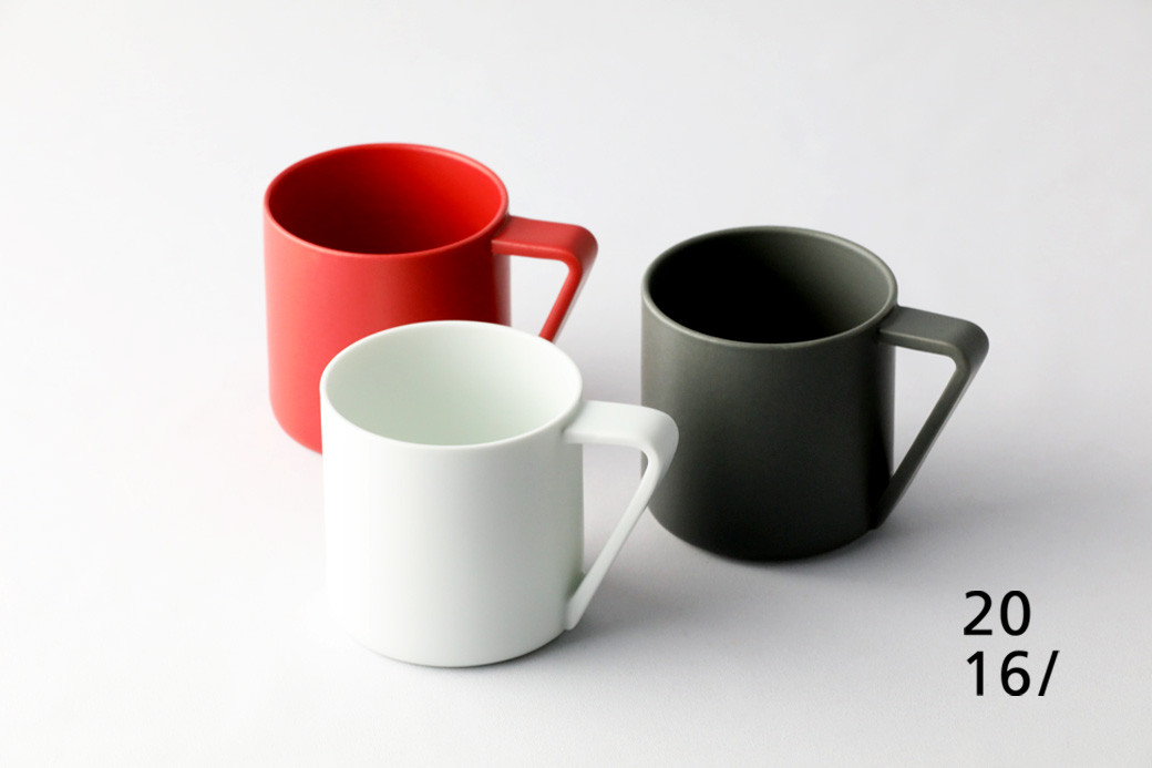 セット内容　マグカップ (red)(gray)(white)　各×１