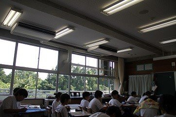 【小学校環境整備事業】