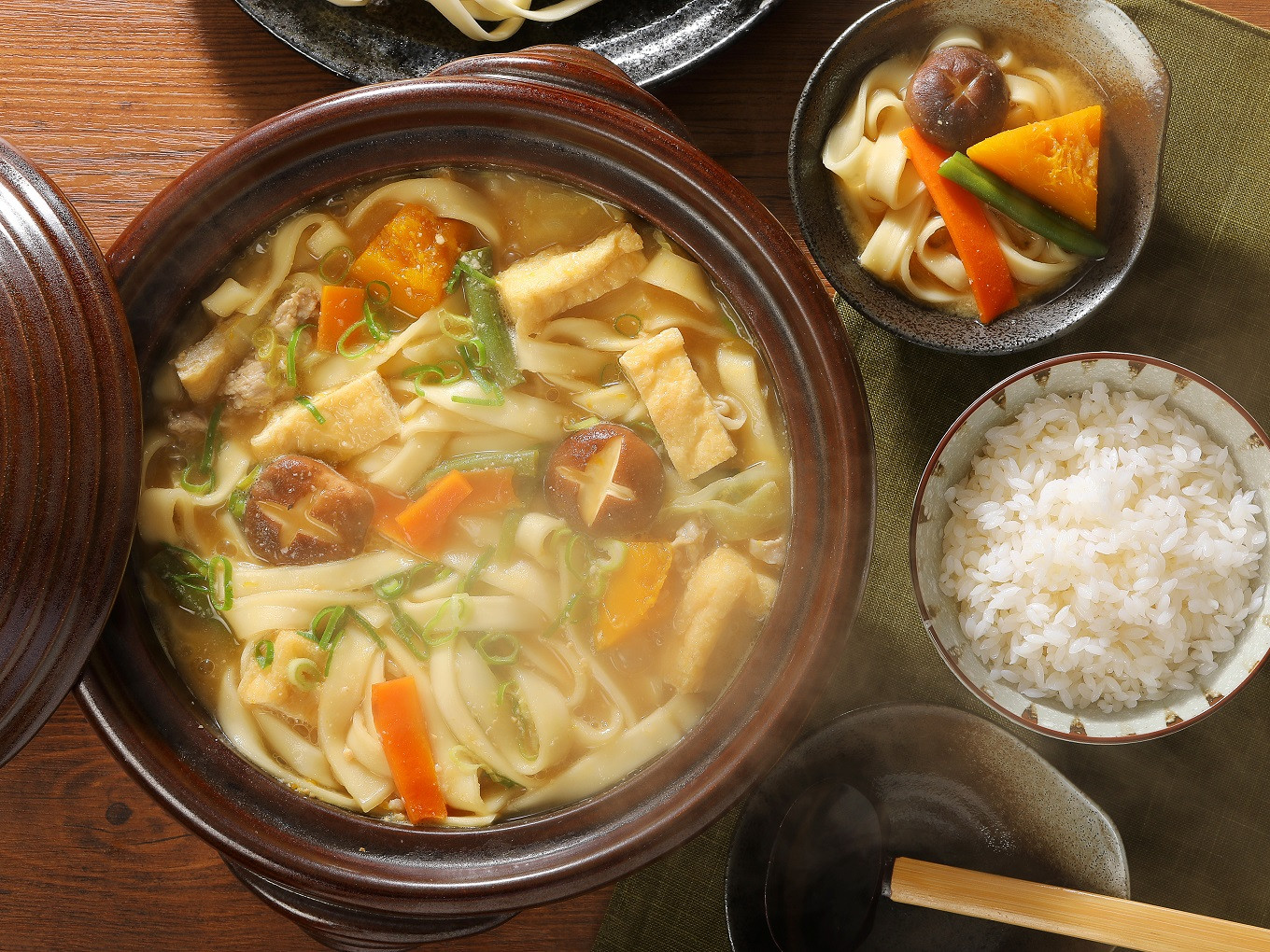 かくし甲斐路生ほうとう 4種の野菜 豚肉 無添加味噌 顆粒だし付 山梨県甲府市 ふるさと納税 ふるさとチョイス