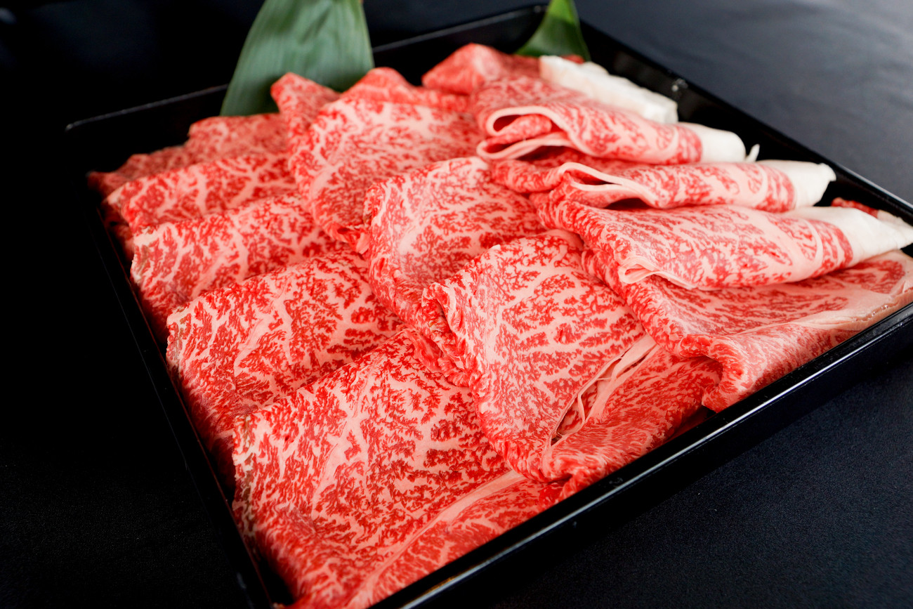 佐賀牛すき焼き・しゃぶしゃぶ用800g