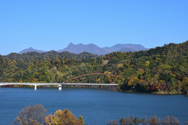 夕張岳＆シューパロ湖