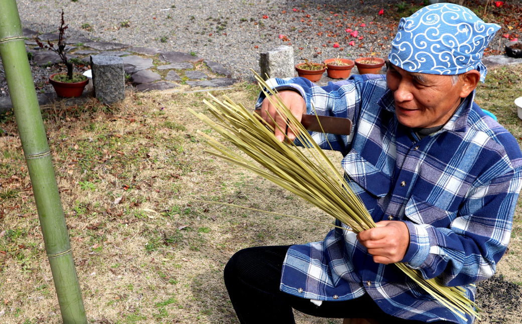 竹工芸職人がつくる「軽やかな」夏用かごバッグ（むらさき・透かし網代