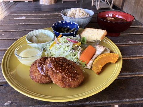 chattanaの森のご飯は、カラダにやさしい玄米で提供しています